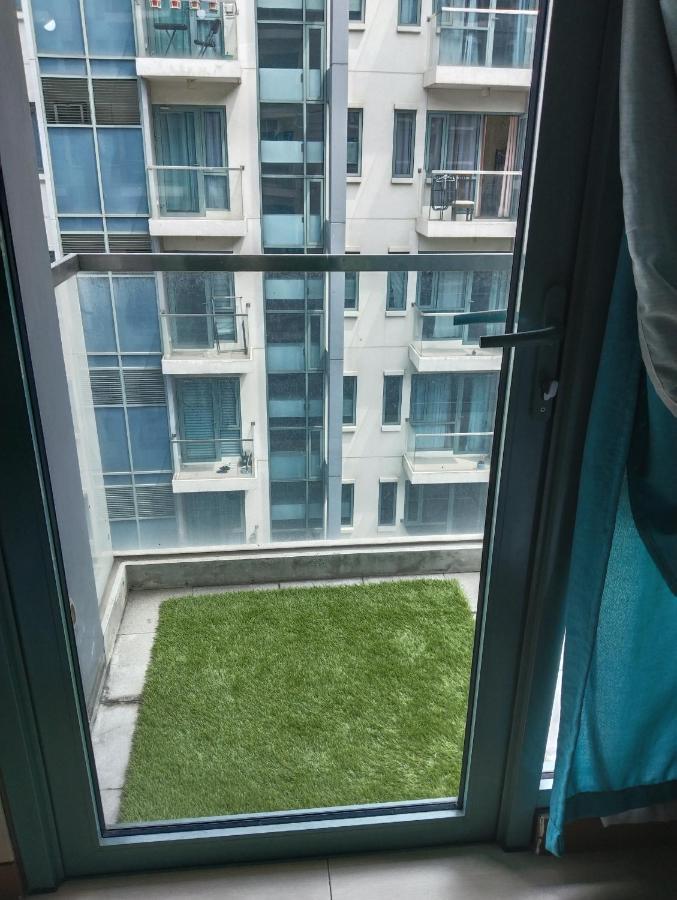 Lena'S Condotel Pasay Exterior photo